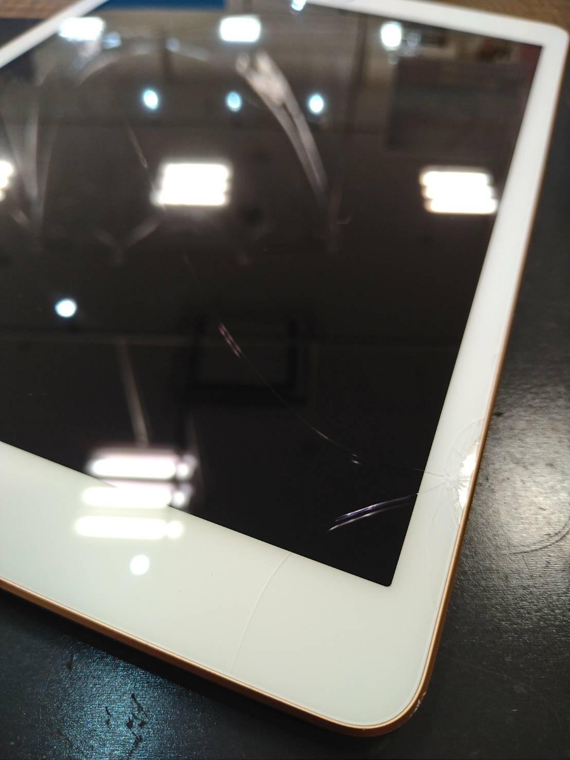 iPad Air3 の画面修理