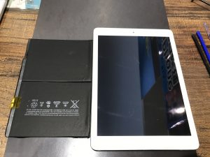 広島　修理　iPad　アイパッド　タブレット　バッテリー　交換　画面　割れ　ガラス　タッチ　直る　充電　iPad　Air　Pro　